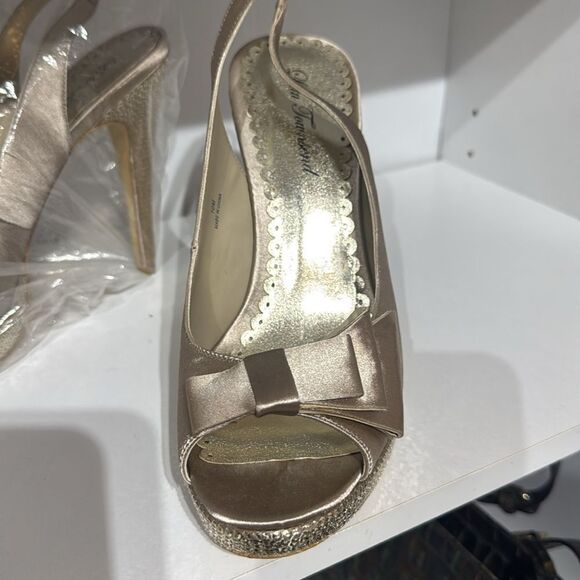 Lulu Townsend Gold Satin Slingback Heels - Picture 4 of 4